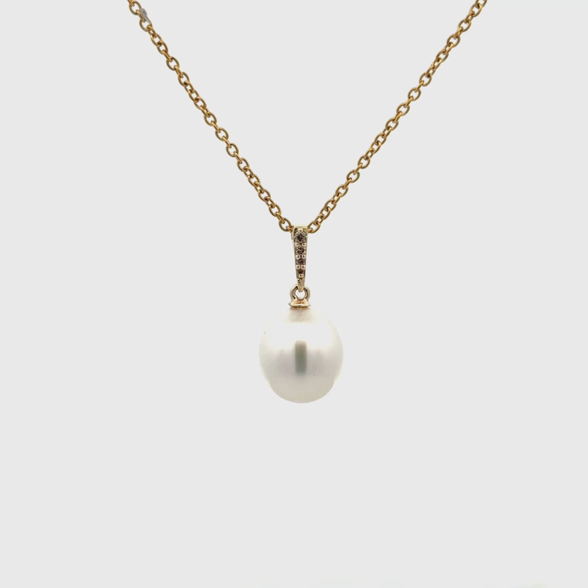 9K Yellow Gold Australian South Sea 11-12 mm Cultured Pearl & Diamond Pendant 360 view video
