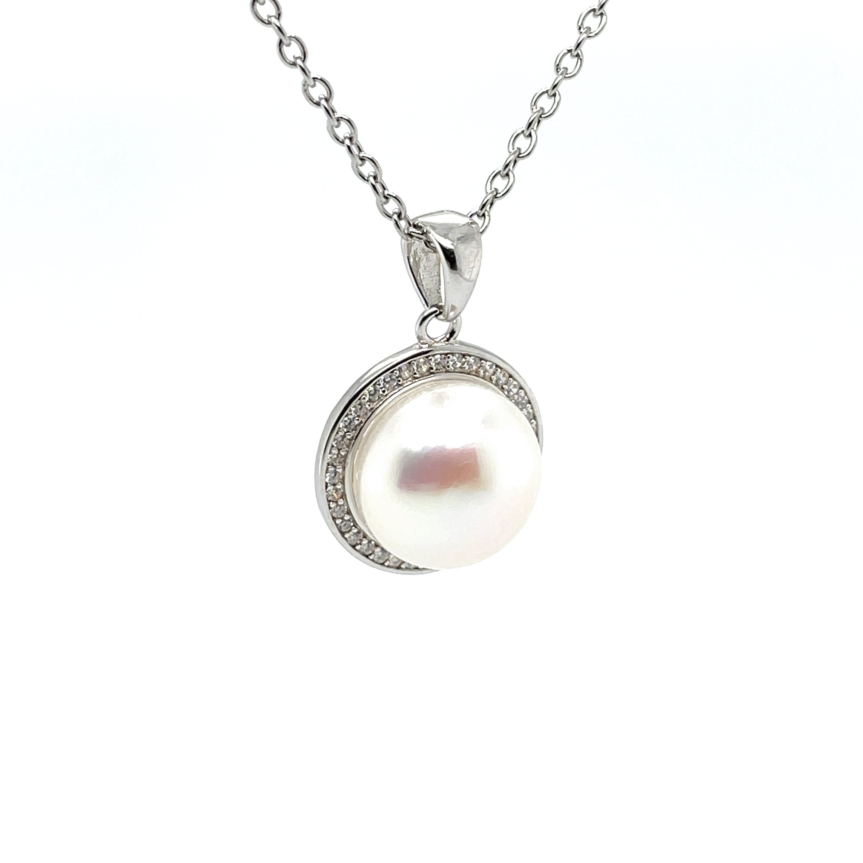 纯银淡水珍珠白色 11-12 毫米方晶锆石吊坠