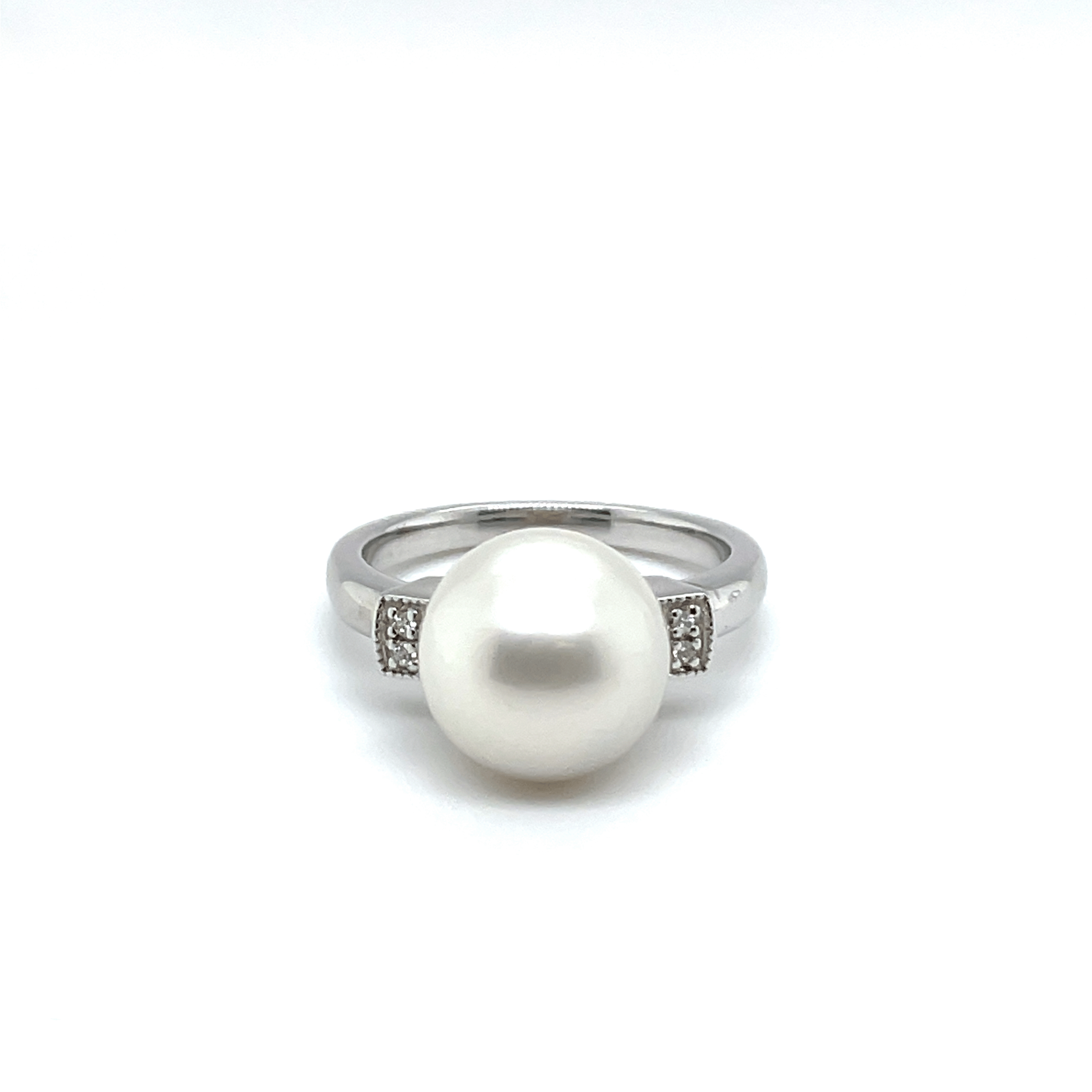 Sterling Silver Australian South Sea Cultured 10-11mm Pearl and Diamond Ring